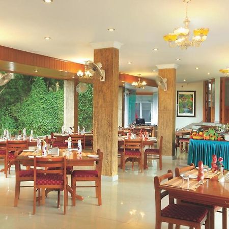 Jungle Park Resorts Thekkady Extérieur photo