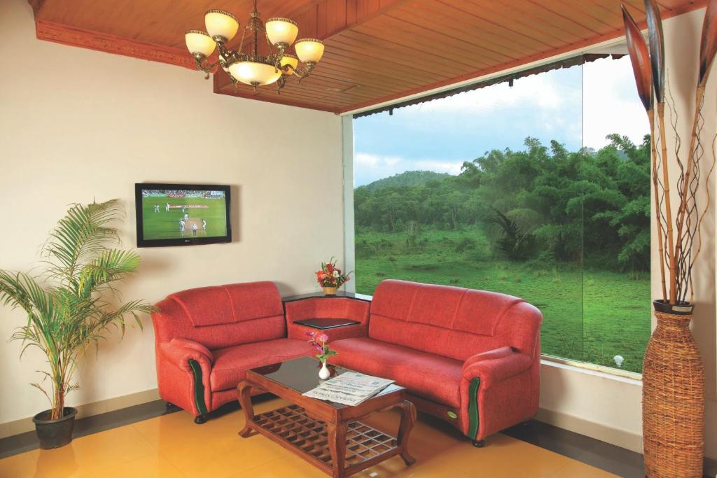Jungle Park Resorts Thekkady Extérieur photo