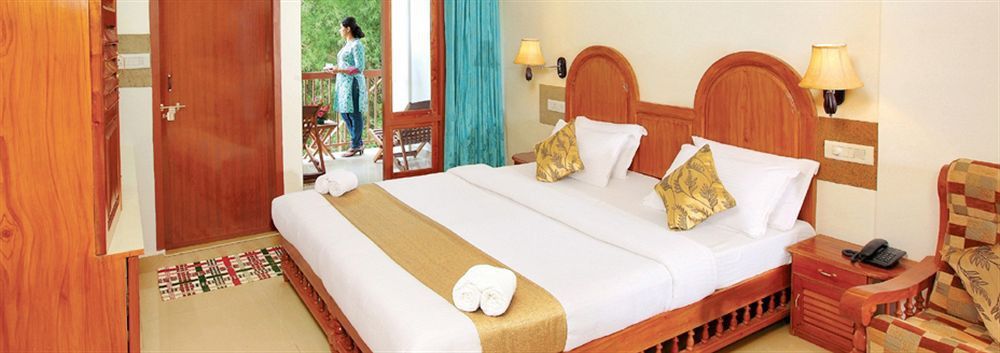 Jungle Park Resorts Thekkady Extérieur photo